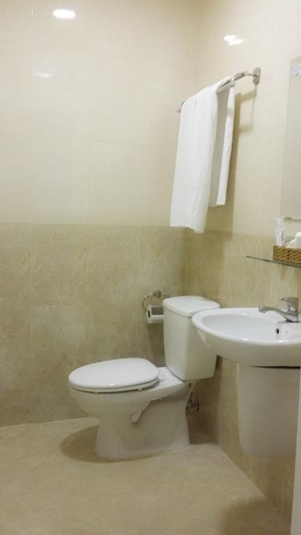 Giang Son 3 Hotel Хошимін Номер фото